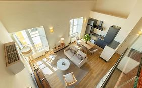 Pasaje Mallol Central Duplex By Valcambre